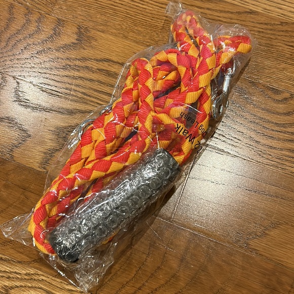 EZ 2 Walk Dual Dog Leash. NEW with tags. - Picture 8 of 8